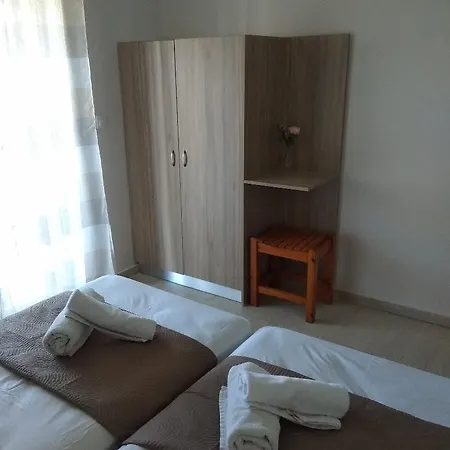 Hotell Ever Kávos